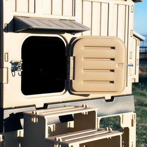 SnapLock™ Large Chicken Coop (up to 10 chickens)